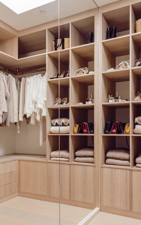 spinta, lentynos, veidrodis