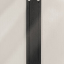 Juodas ilgas medinis padėklas "ultimate edge"